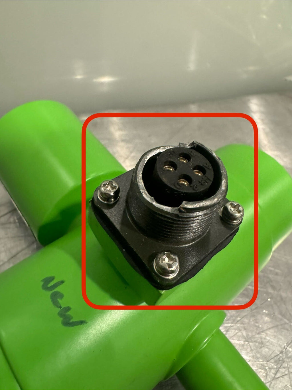 Hitrol HTM-930N Vibration Level Sensor Switch NEW! DAMAGED CONNECTION!
