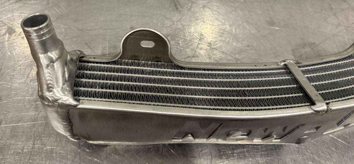 New Line Curved Radiator DENT NEW! FREE SHIPPING!
