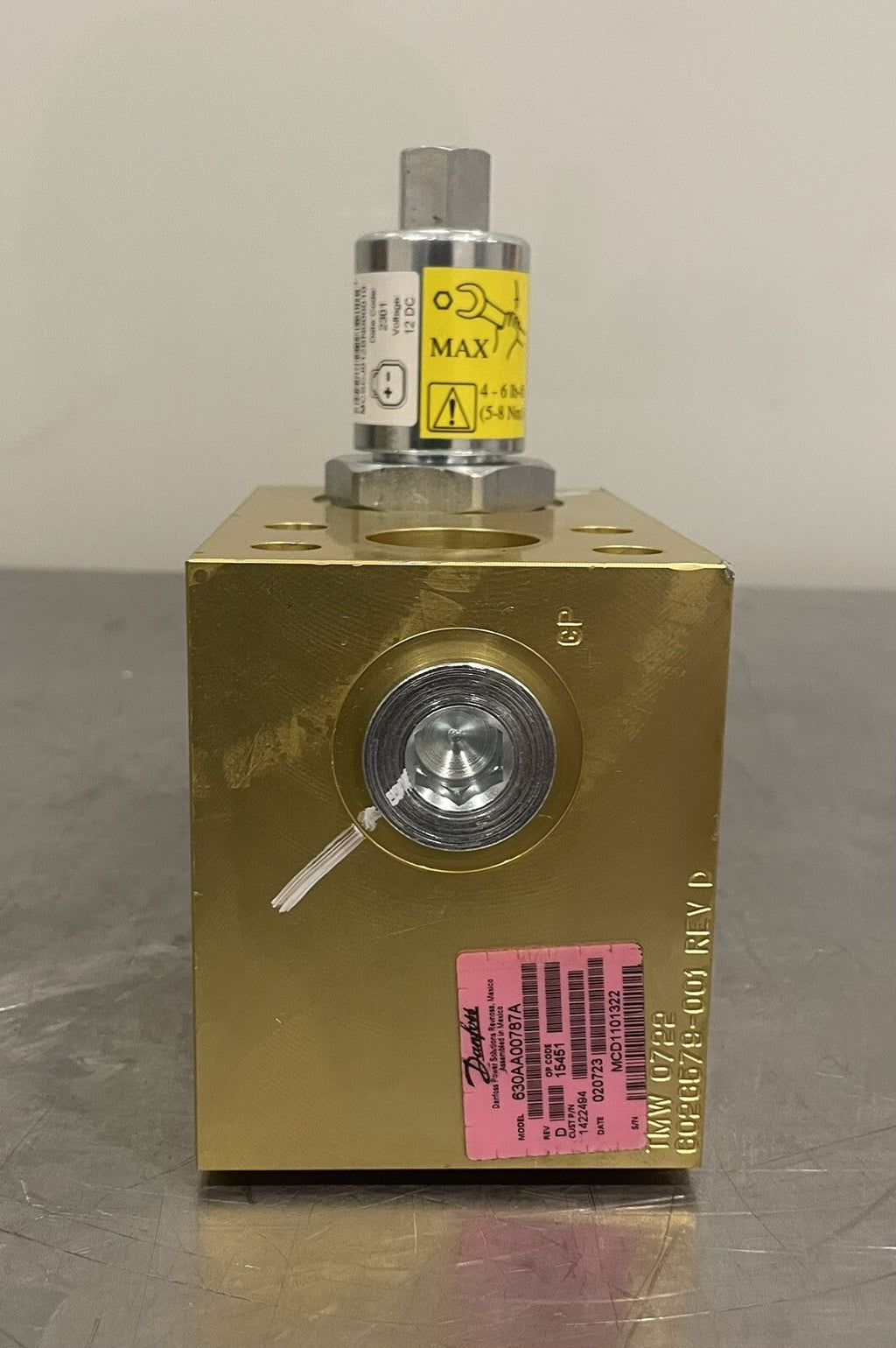 Danfoss 630AA00787A Wastebuilt McNeilus Eaton Valve 1422494 NEW! FREE SHIPPING!