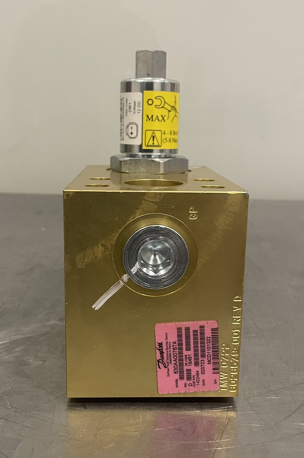 Danfoss 630AA00787A Wastebuilt McNeilus Eaton Valve 1422494 NEW! FREE SHIPPING!