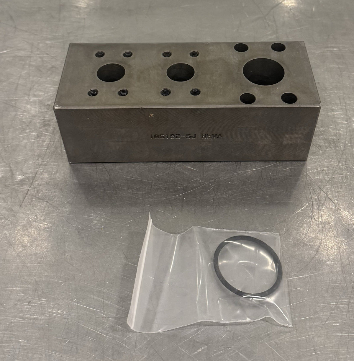Daman D-42975 Hydraulic Valve Manifold 106192-SJ NEW IN BOX! FREE SHIPPING!