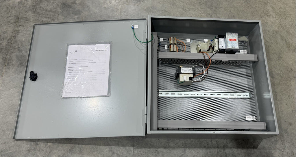 Johnson Controls PA0000002EH0 Power Supply Panel Enclosure NEW IN BOX! DAMAGED!
