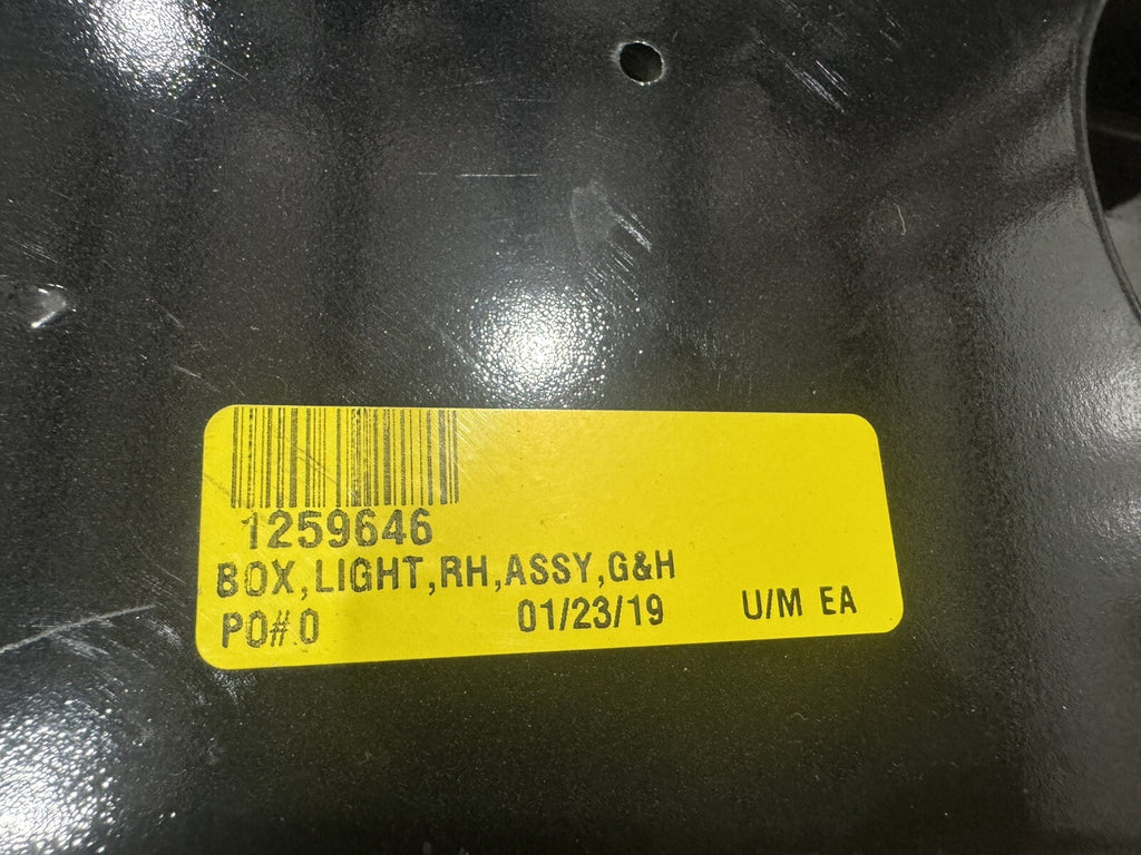1259646 Box Light ASSY RH 3 Hole  Refuse Parts NEW! FREE SHIPPING!