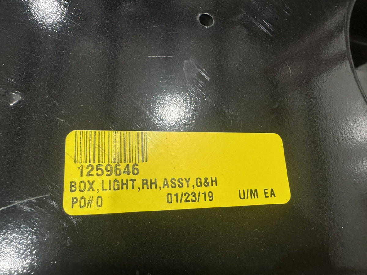 1259646 Box Light ASSY RH 3 Hole  Refuse Parts NEW! FREE SHIPPING!