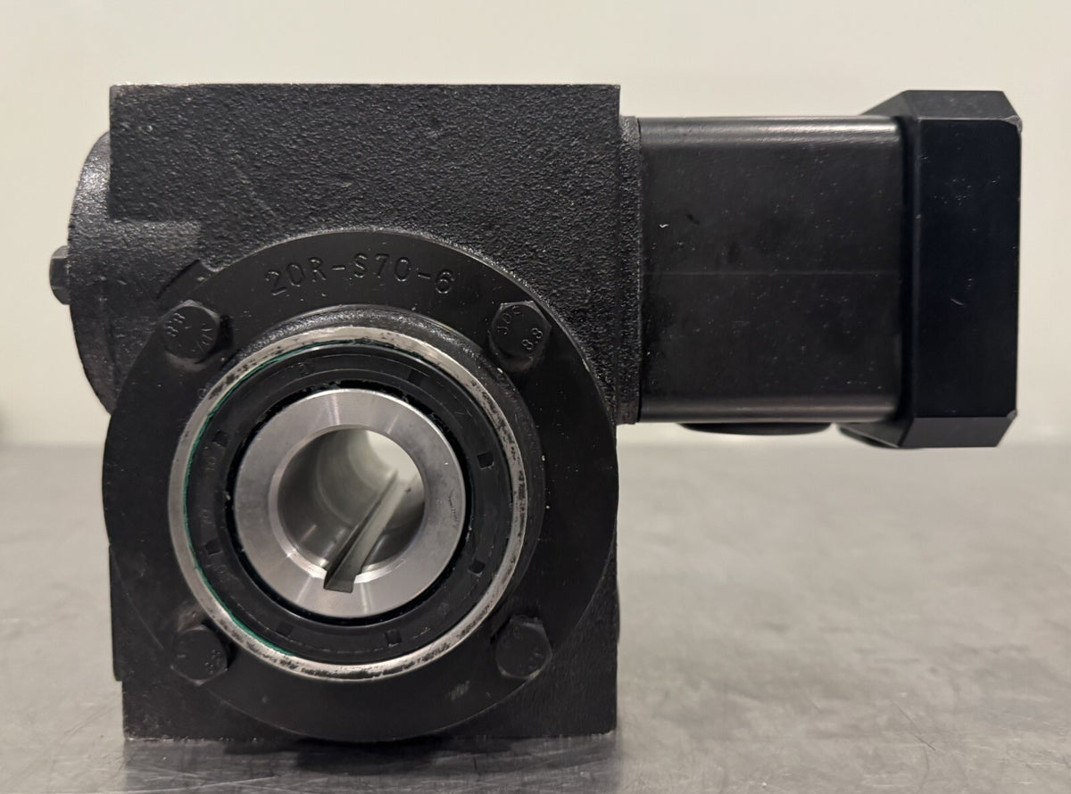 Cone Drive R201SSA-A142 Gear Reducer 20:1 Ratio RG NEW! FREE SHIPPING!