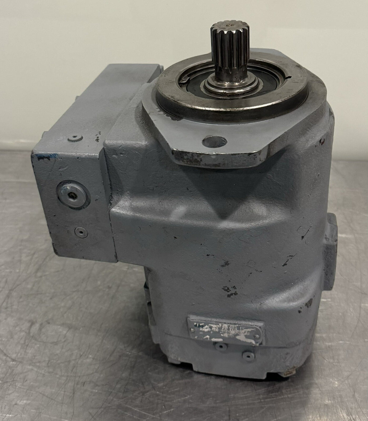 PVWH-15-RSAS-CFNN Hydraulic Pump Reman NEW! FREE SHIPPING!