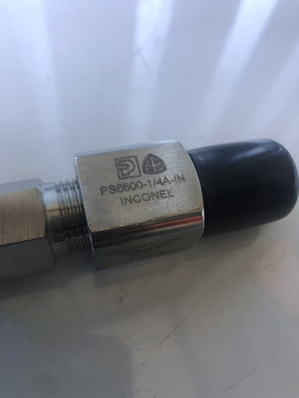 Parker PS8600-1/4A-IN Inconel Safety Head HT-86693 MAWP 10000 PSI@RT NEW!