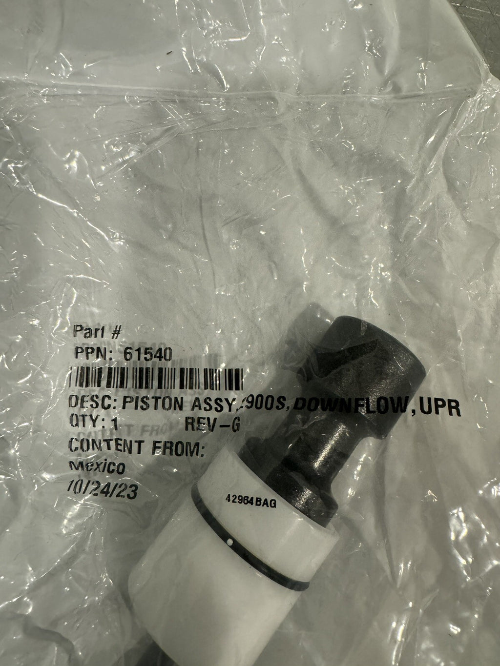 61540 Downflow Upper Hot Water Piston Fleck 2900S NEW! FREE SHIPPING!