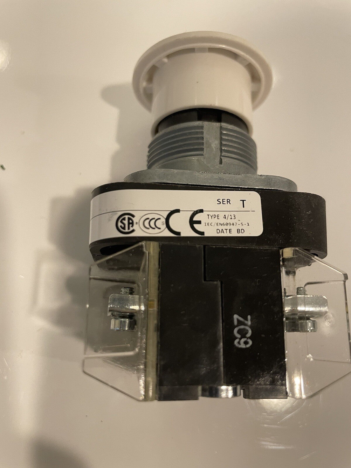 Allen Bradley 800T-FXM5A7 Push Pull Switch NEW! FREE SHIPPING!