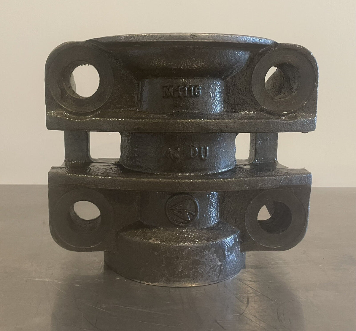 M1116 Trunnion For Mack NEW! FREE SHIPPING!