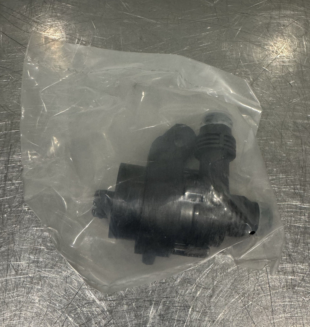 CP6718 Water Pump Import Direct NEW IN BOX! FREE SHIPPING!