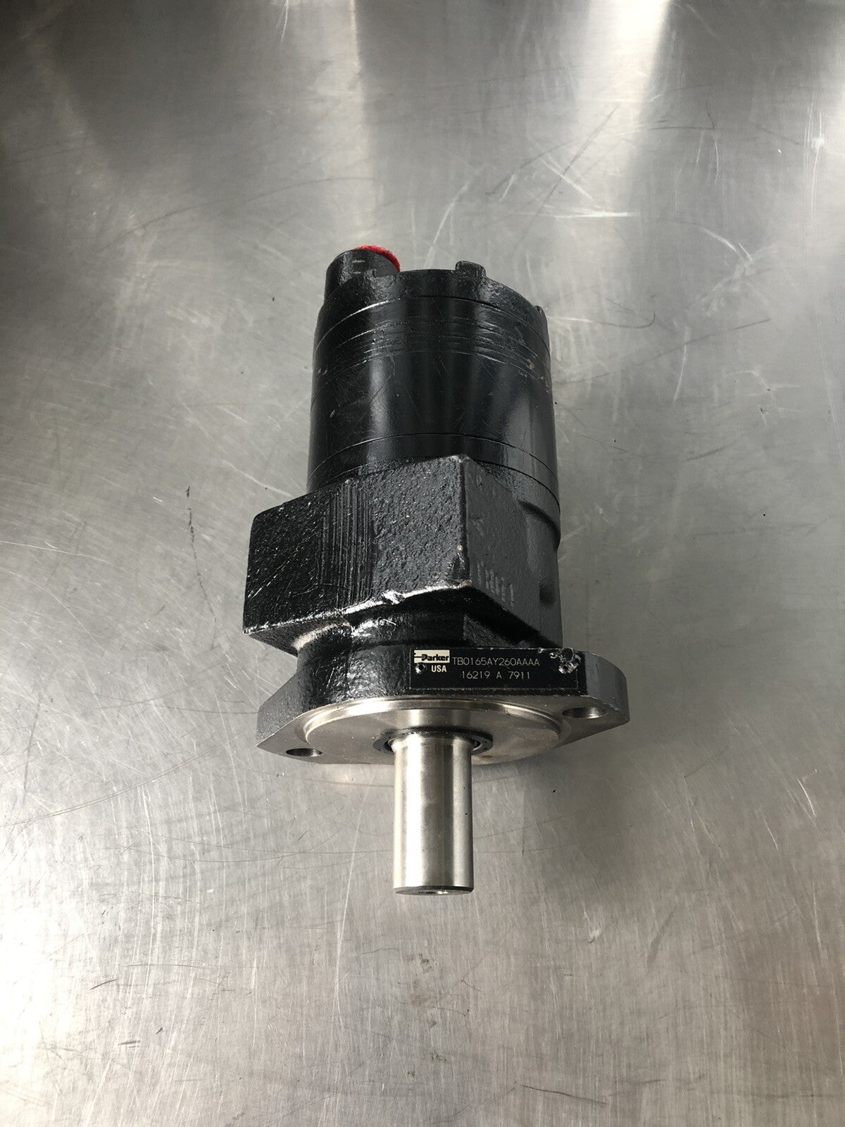 Parker TB0165AY260AAAA Hydraulic Motor NEW! FREE SHIPPING!!