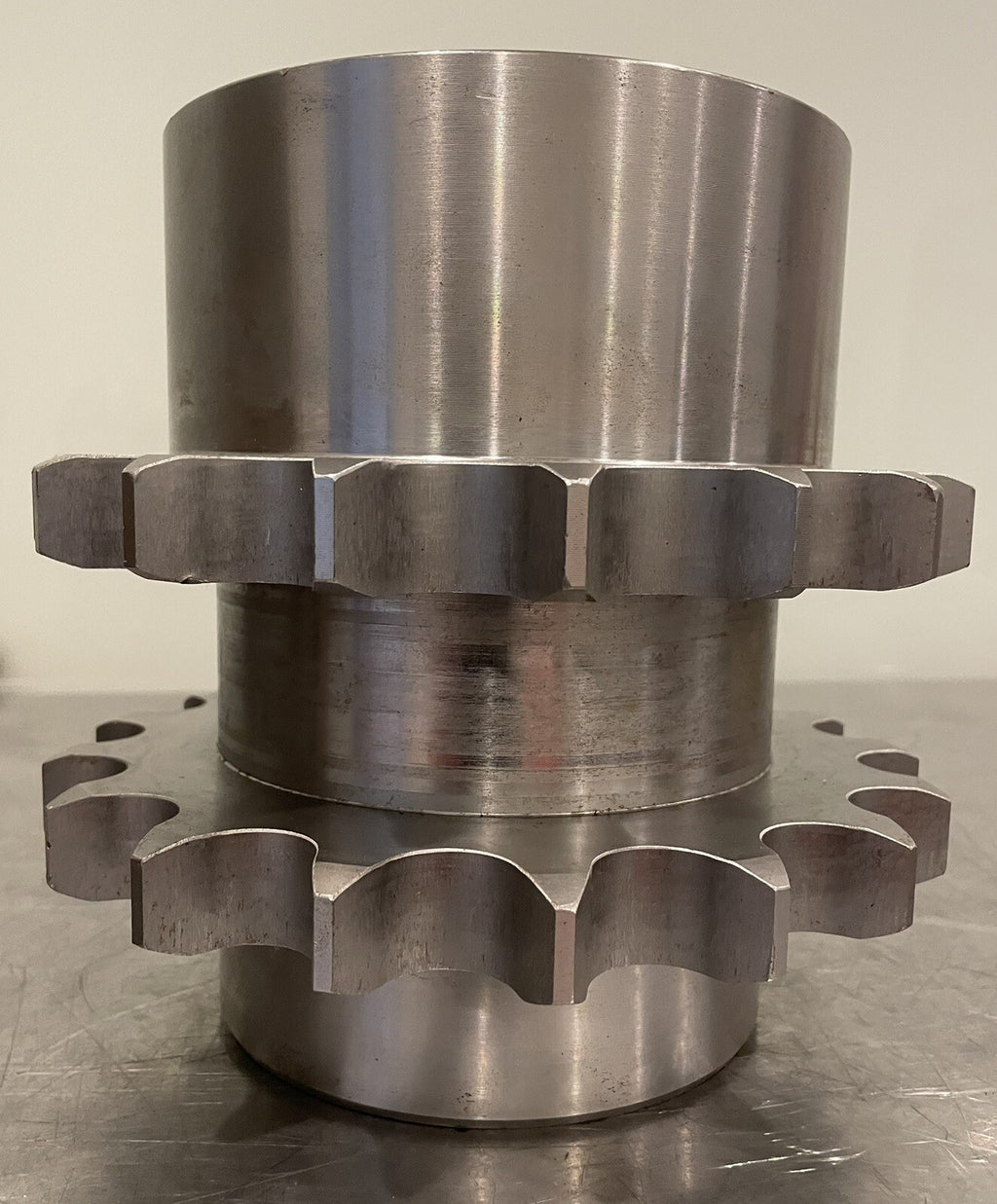 17 Spline Dual Sprocket Hub Keyed Roller NEW! FREE SHIPPING!