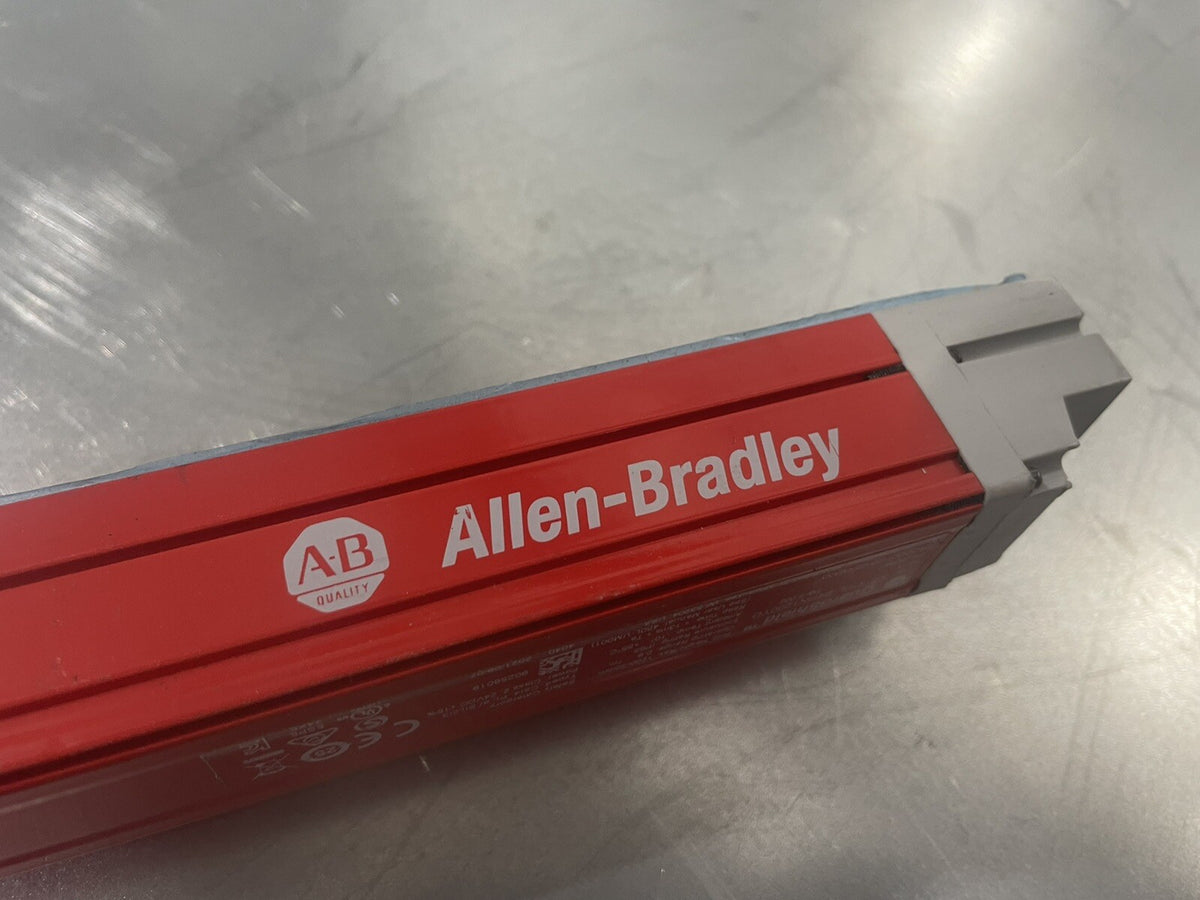 Allen Bradley 450L-B4HN1200YD Guard Shield Tranceiver Light Curtain NEW!