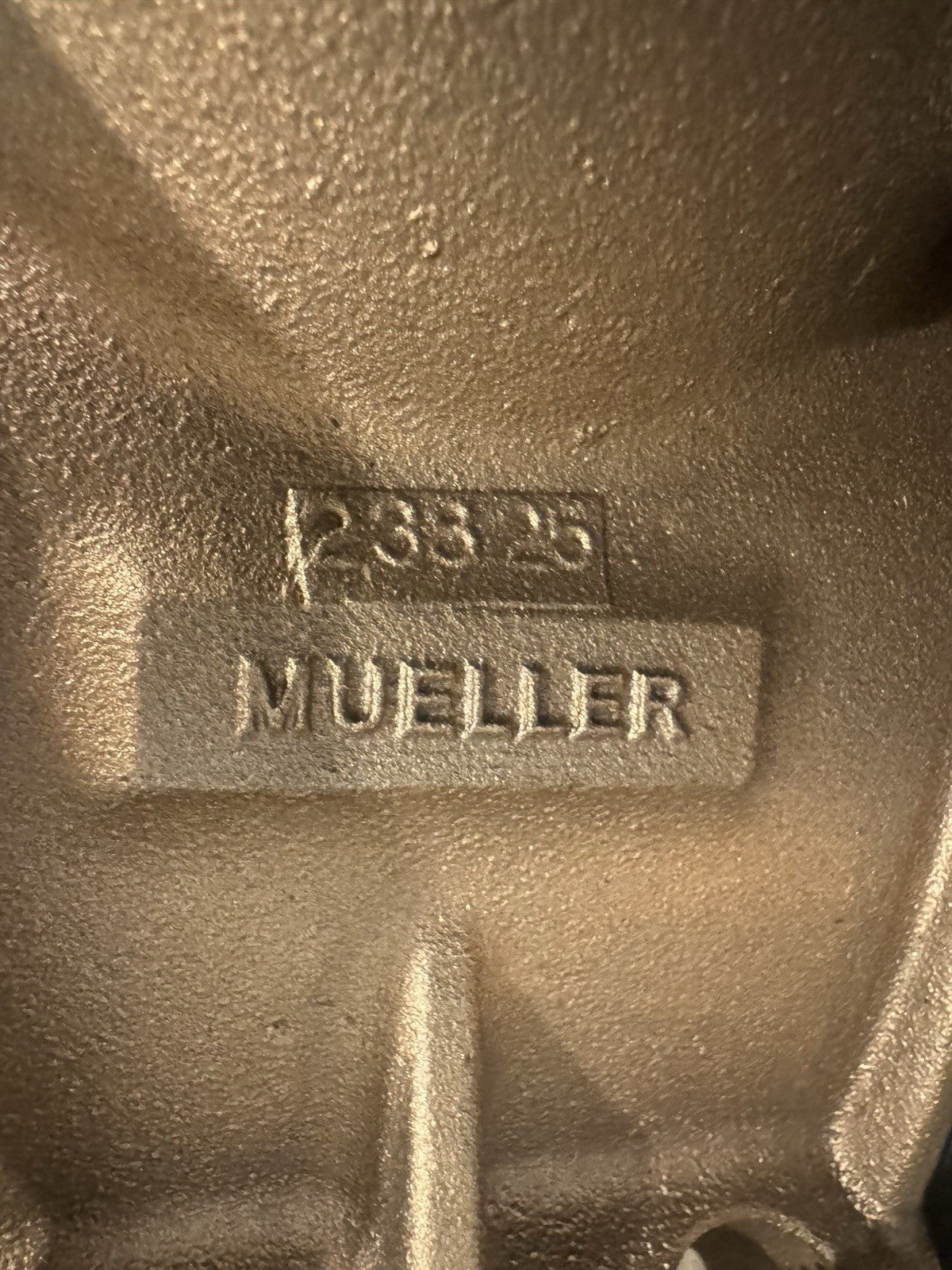 Mueller 6.84-7.45 Bronze Saddle Double Strap 533784-1 NEW! FREE SHIPPING!