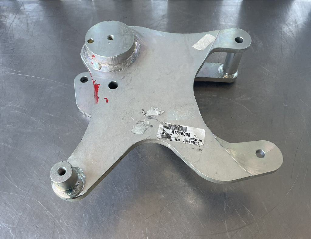 John Deere AT315008 Genuine Bracket Original Equipment NEW! FREE SHIPPING!