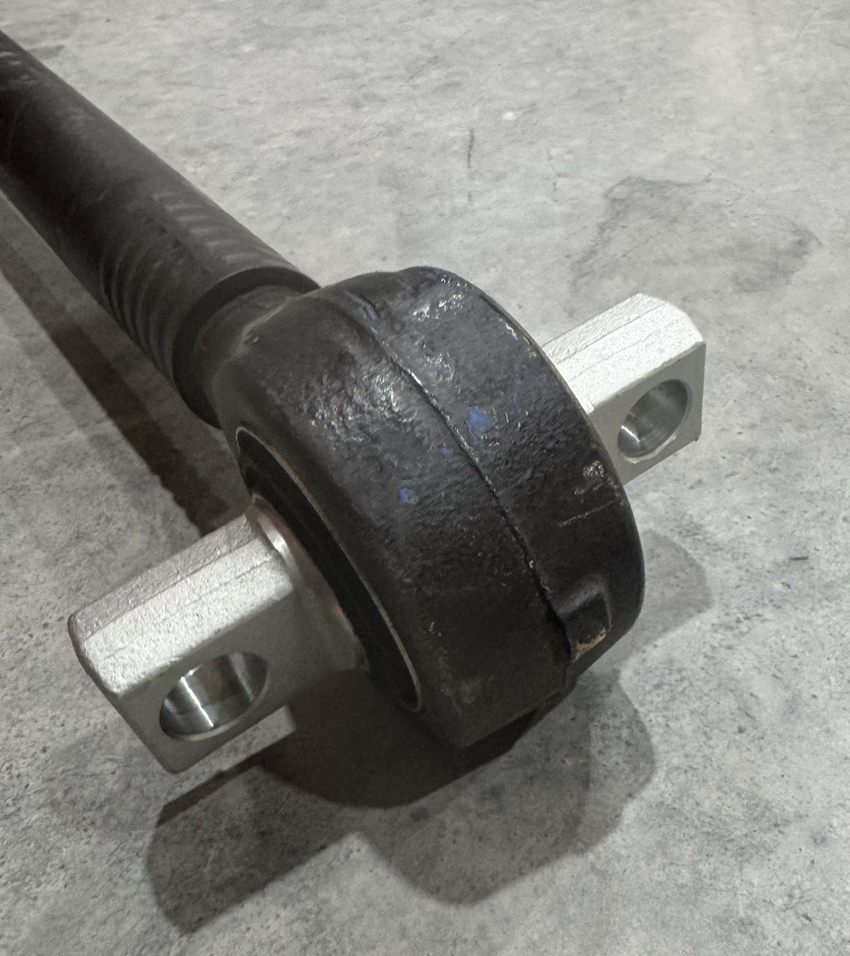 16-17625-001 V-Rod Torque Rod For Freightliner NEW! FREE SHIPPING! 