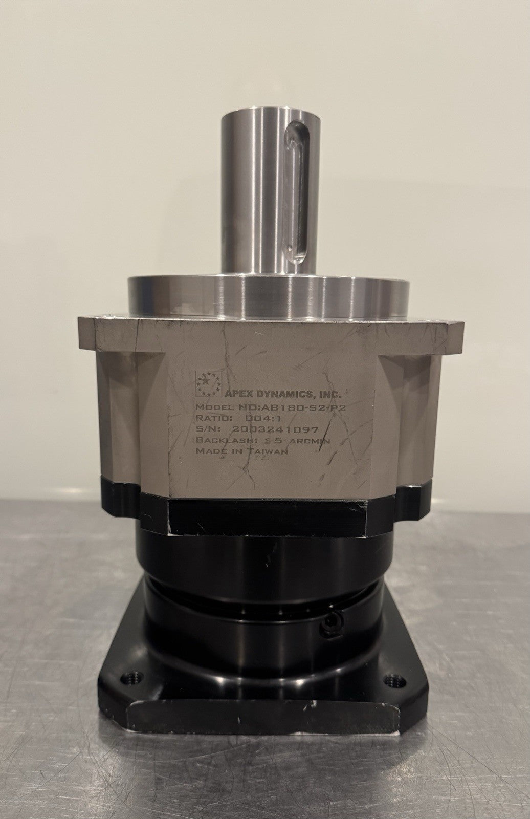 Apex Dynamics AB180-S2-P2 Planetary Gearhead 004:1 Ratio NEW! FREE SHIPPING!