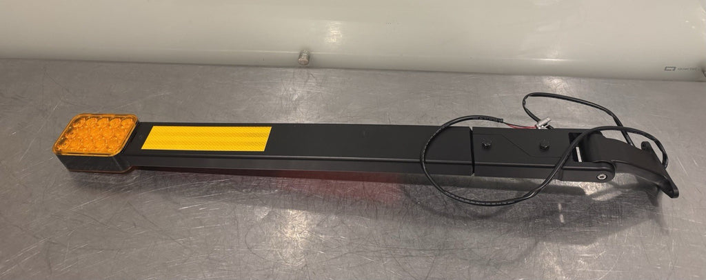 CNH 51661409 Breakaway Wide Marker Light Weldex WDWT-409FX-LT NEW! FREE SHIPPING