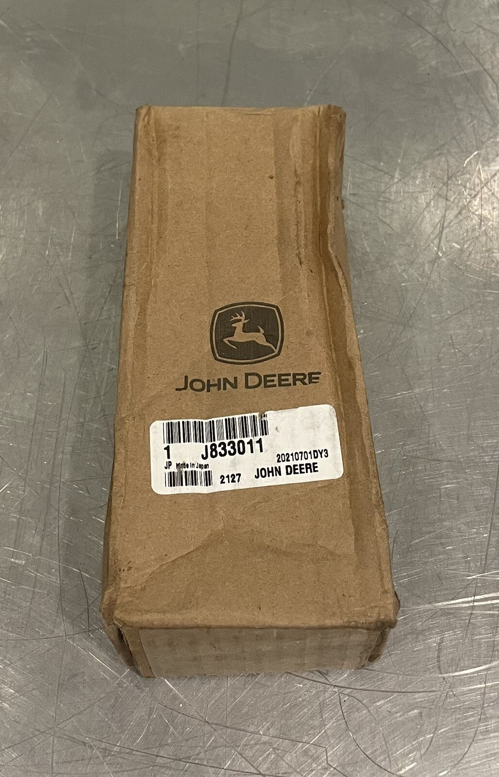 John Deere J833011 Bolt Cap Screw Genuine NEW! FREE SHIPPING!