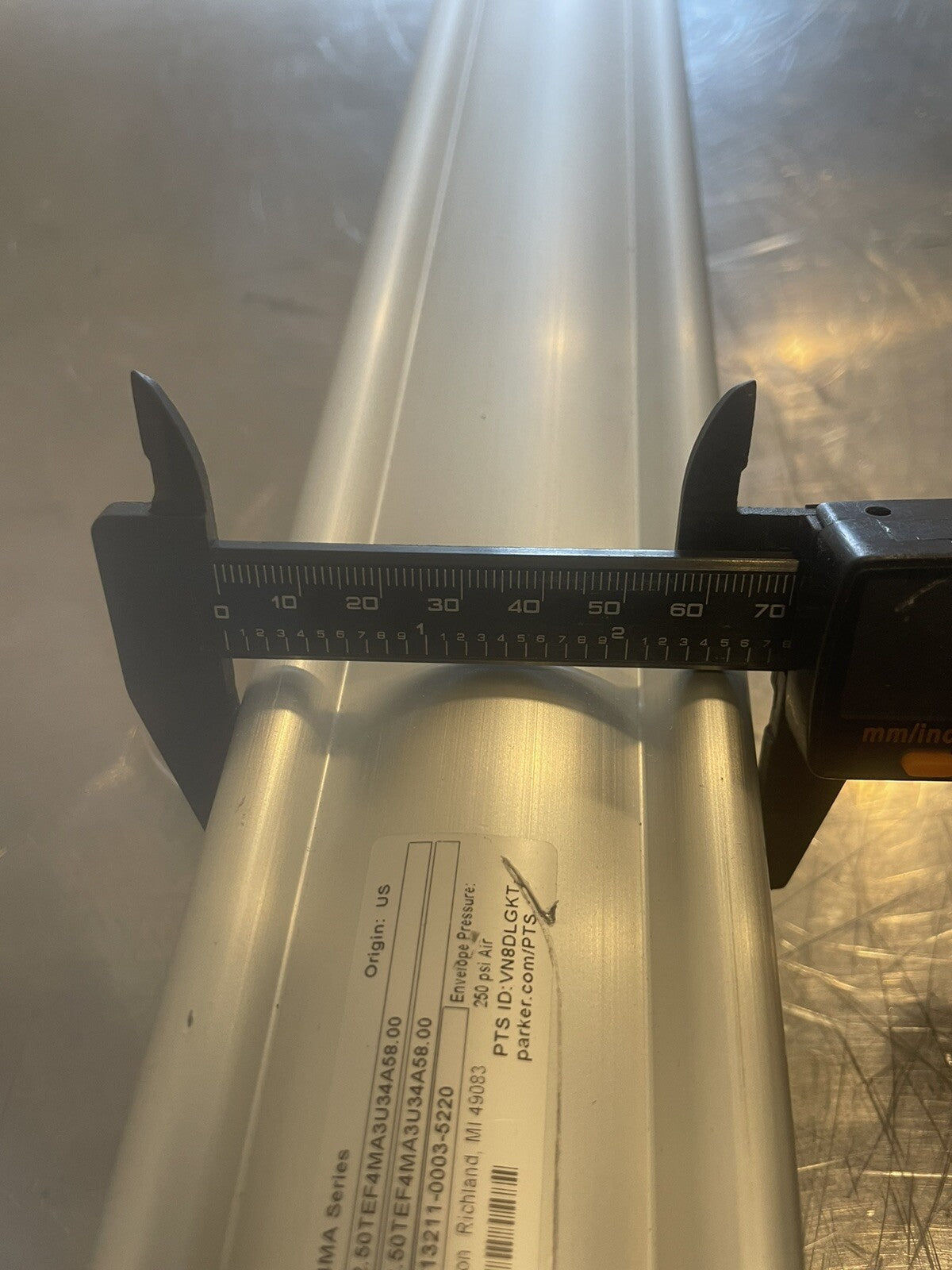 Parker 2.50TEF4MA3U34A58.00 Air Cyl. 4MA Series 5’ Stroke NEW!
