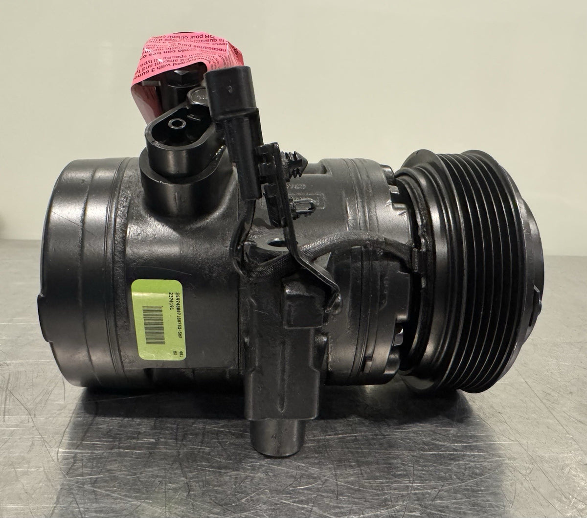Napa 255326 AC Compressor With Clutch NEW IN BOX! SHIPS FREE!