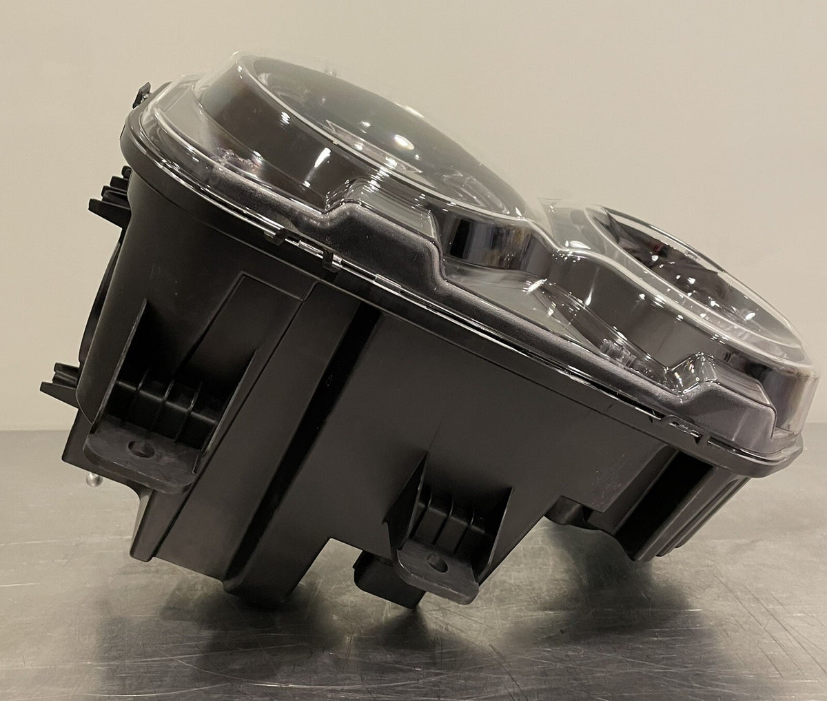 VLand YAA-DG-2041 Headlight Replacement For Dodge Challenger NEW! FREE SHIPPING!