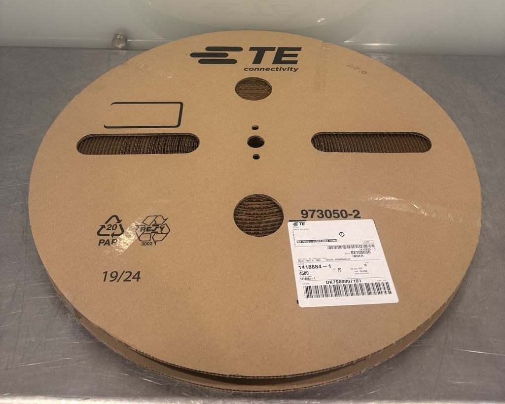 TE 1418884-1 Automotive Terminals AMP Connectors 4500 PACK NEW! FREE SHIPPING!