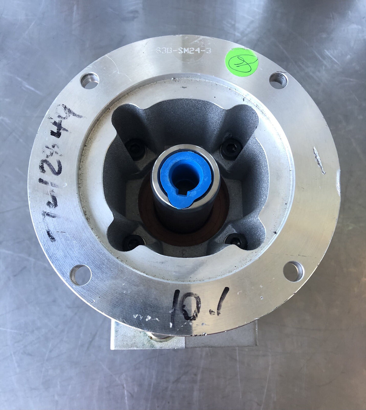 Cone Drive 7412849 10:1 Aluminum Gear Reducer NEW! FREE SHIPPING!