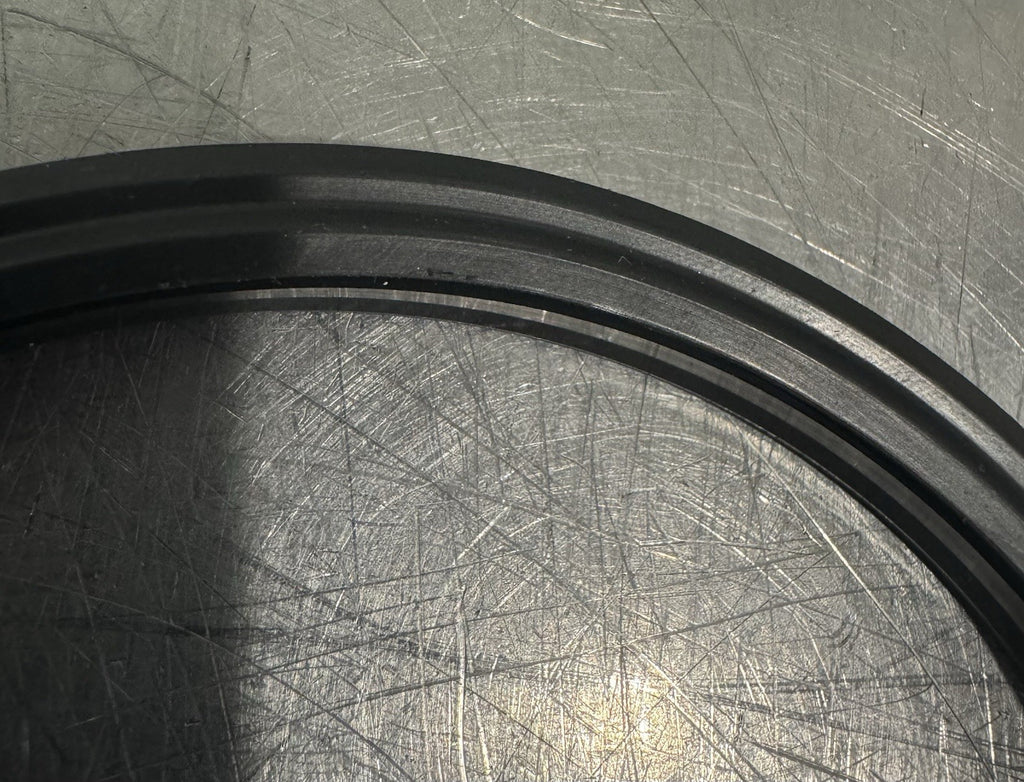 SKF K9171 P151272 E4B Shaft Seals 10 PACK NEW! FREE SHIPPING!