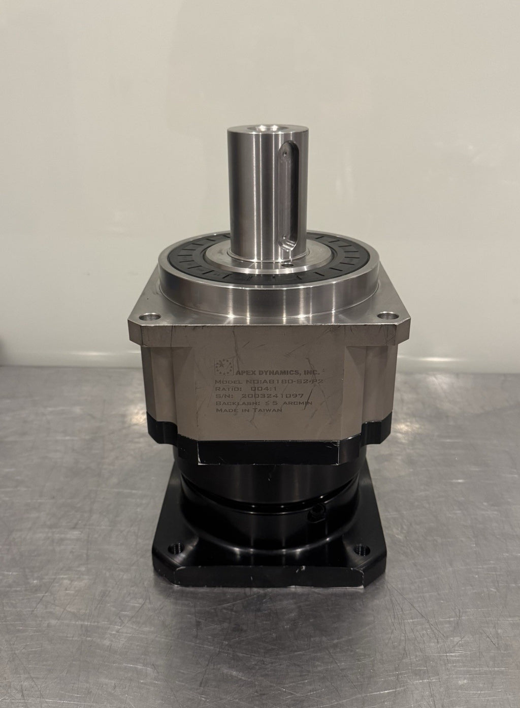 Apex Dynamics AB180-S2-P2 Planetary Gearhead 004:1 Ratio NEW! FREE SHIPPING!
