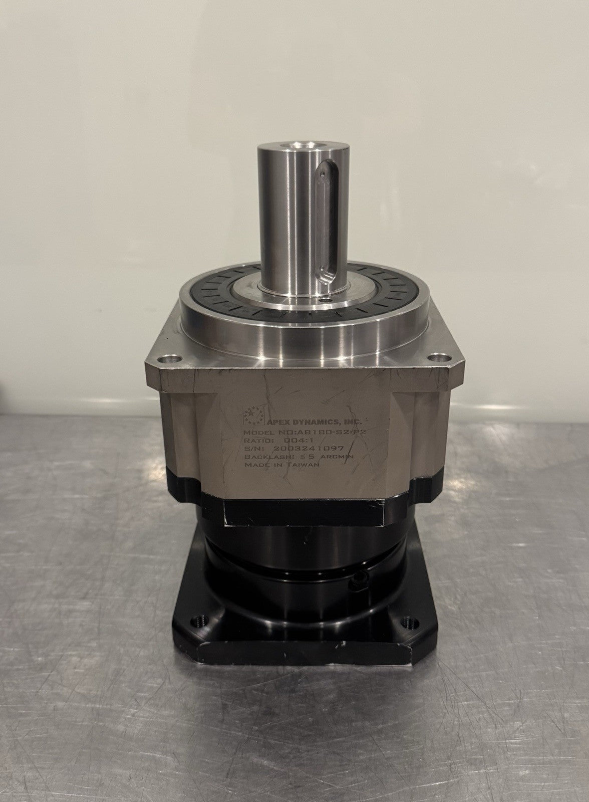 Apex Dynamics AB180-S2-P2 Planetary Gearhead 004:1 Ratio NEW! FREE SHIPPING!