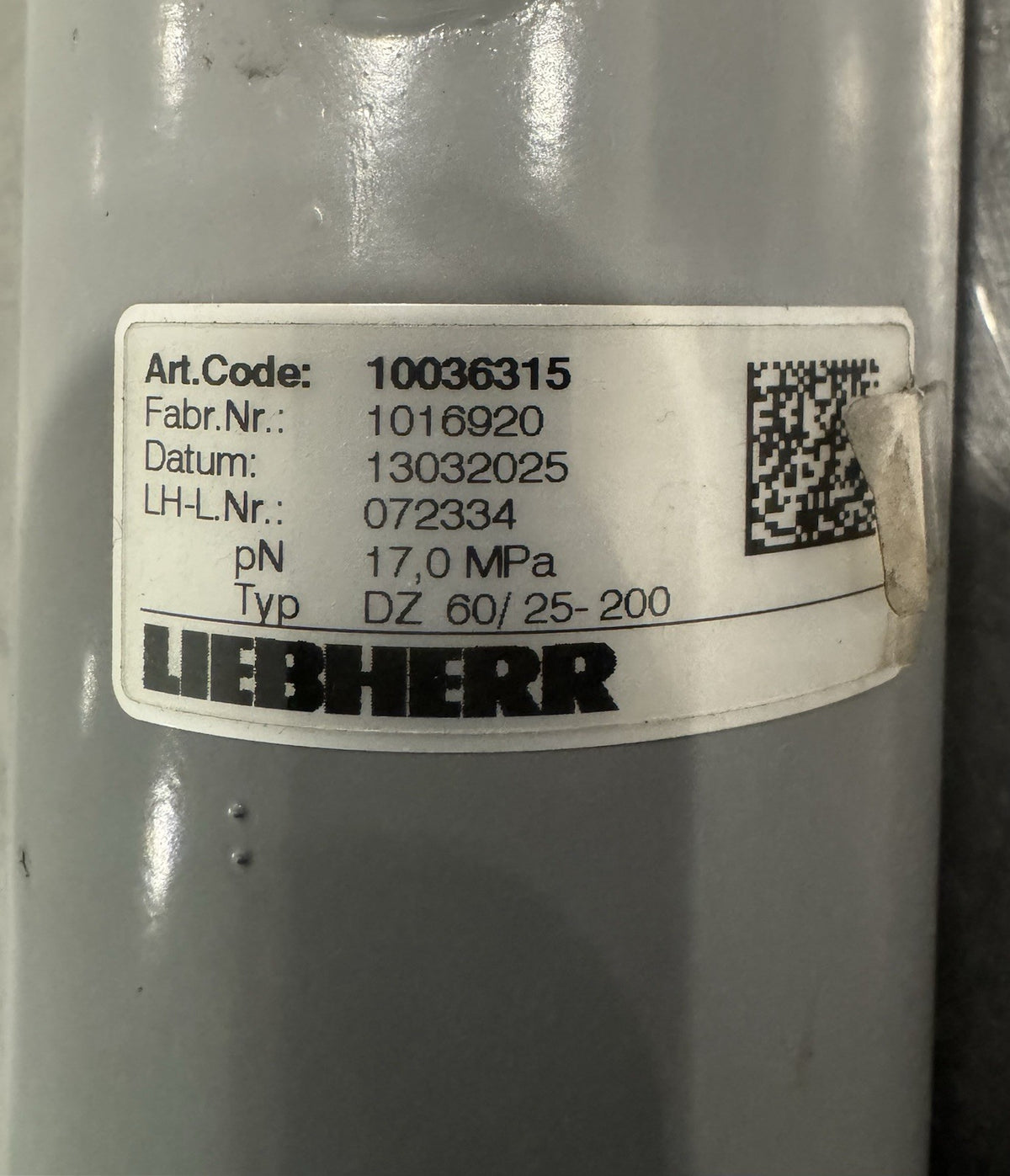 Liebherr 10036315 Hydraulic Steering Cylinder NEW! FREE SHIPPING!