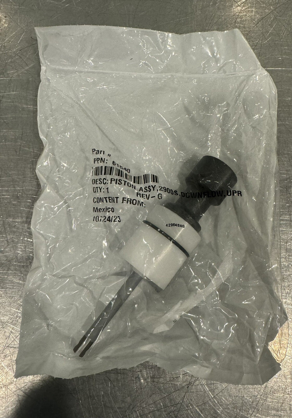 61540 Downflow Upper Hot Water Piston Fleck 2900S NEW! FREE SHIPPING!
