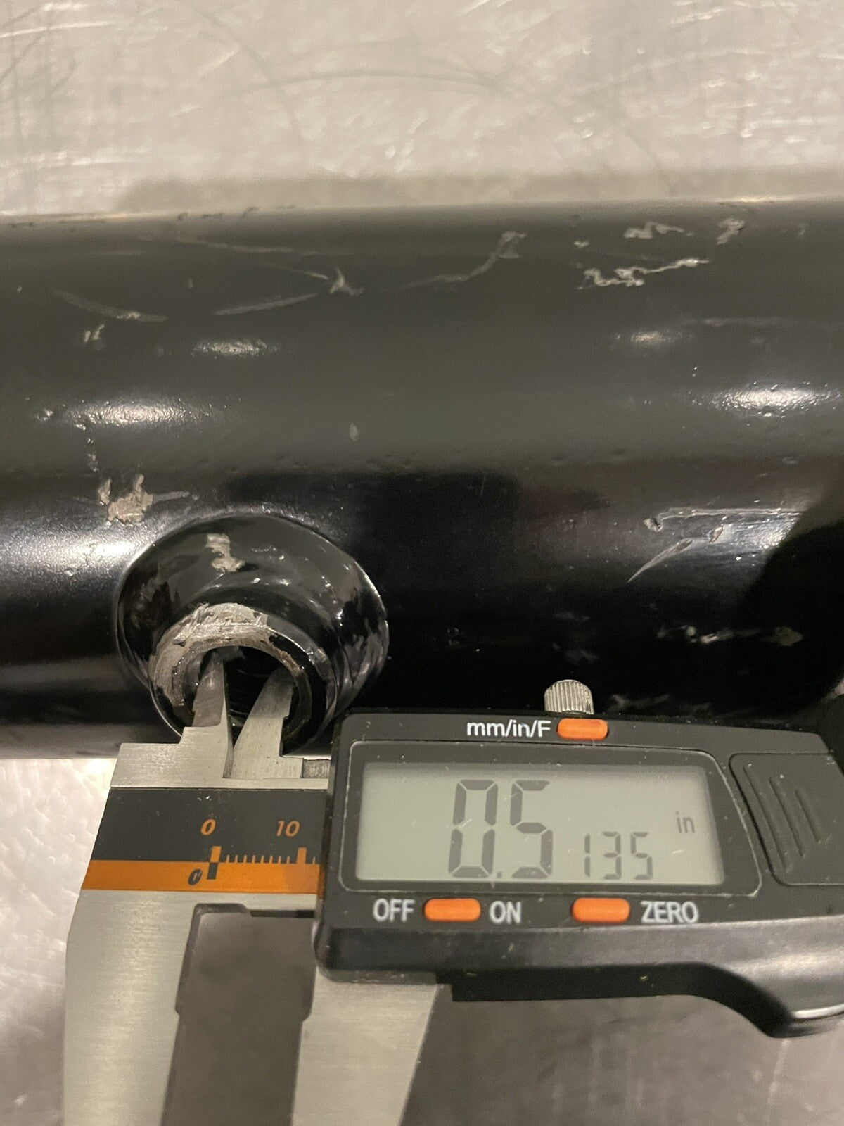 9010989 Hydraulic Cylinder 250517-002-021 1/2” Ports 1.5” Connections NEW!