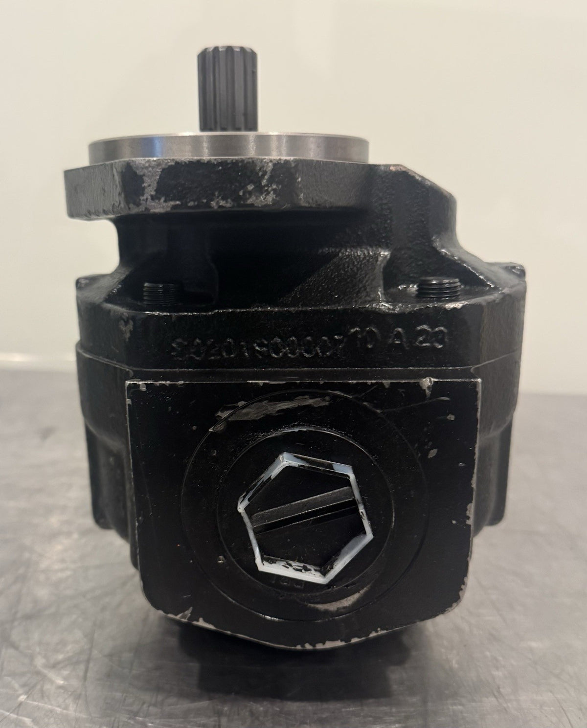 Hydreco 129605 Hydraulic Gear Pump Forklift X1A5046B21A3H3DC NEW! SHIPS FREE!