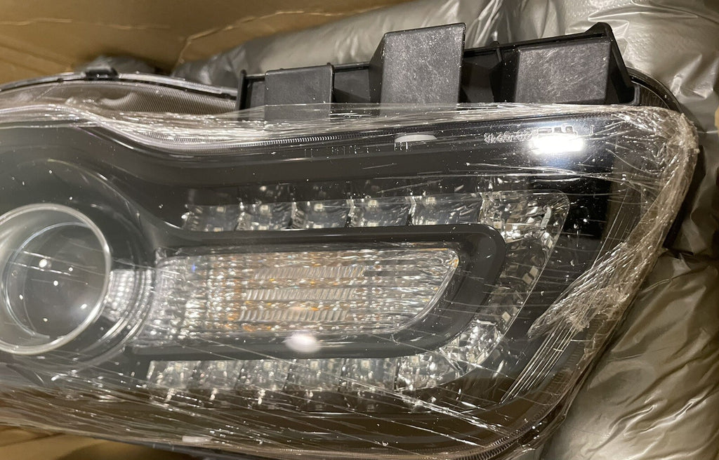 TYC 20-9300-00 Headlight For Chrysler 300 Left Driver LH NEW IN BOX!