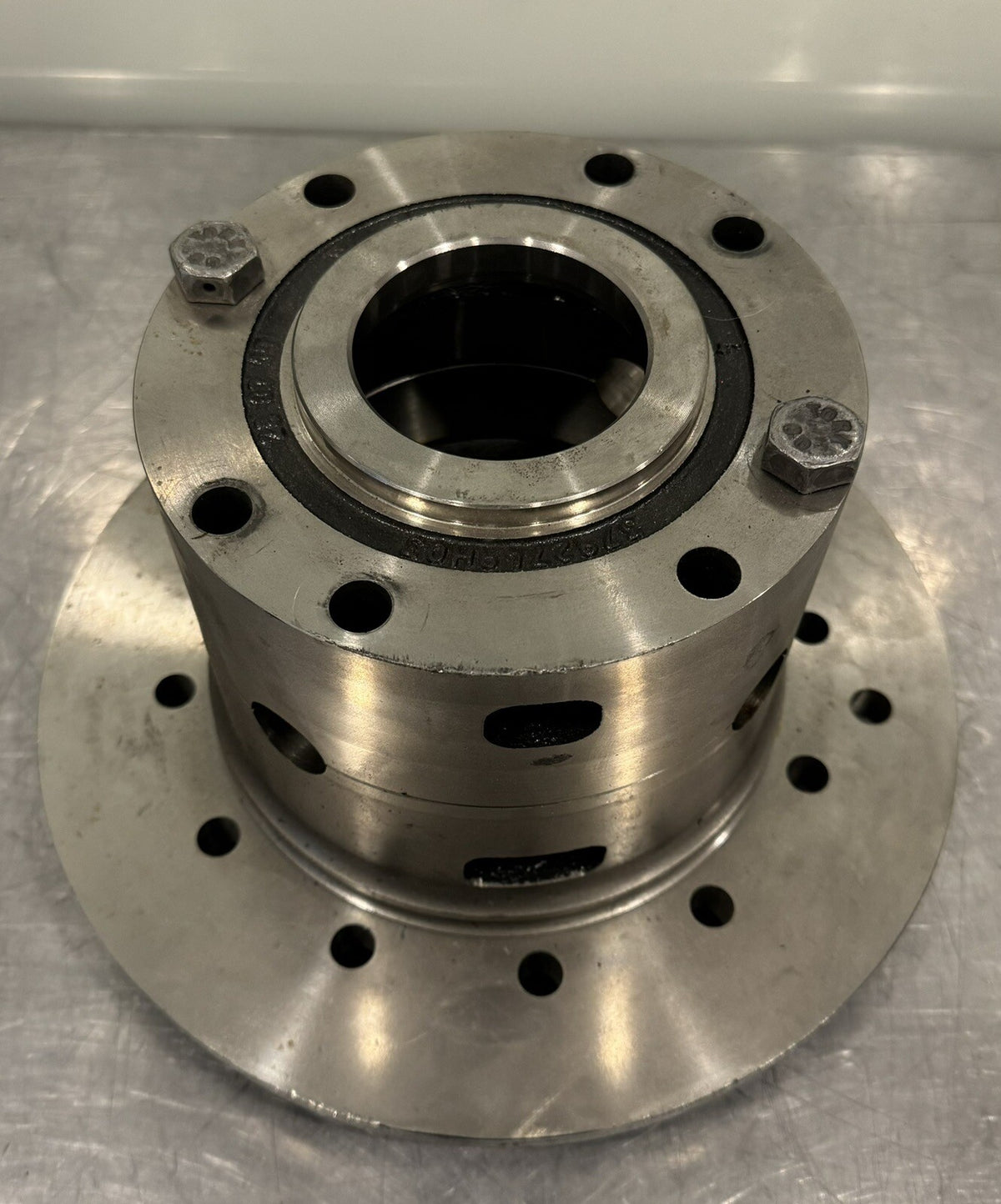 3792748H06 Differential Gearcase Housing 30-03-056 NEW! FREE SHIPPING!