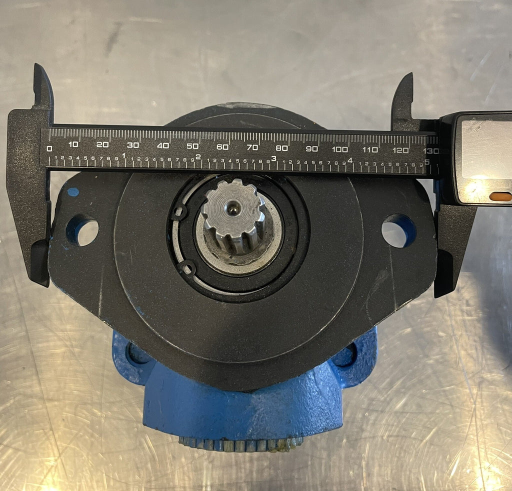 Hydraulic Motor 11 Spline 2 Bolt Blue NEW! FREE SHIPPING!