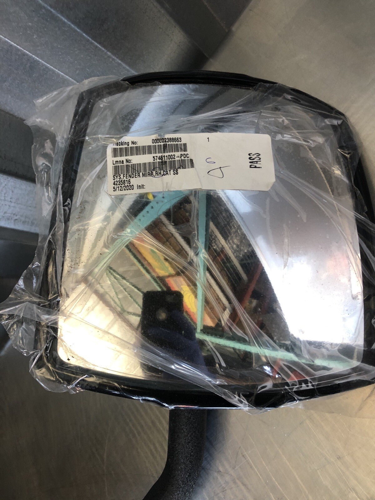 CAT 4235816 Mirror RH Fender 423-5816 NEW!! FREE SHIPPING!!