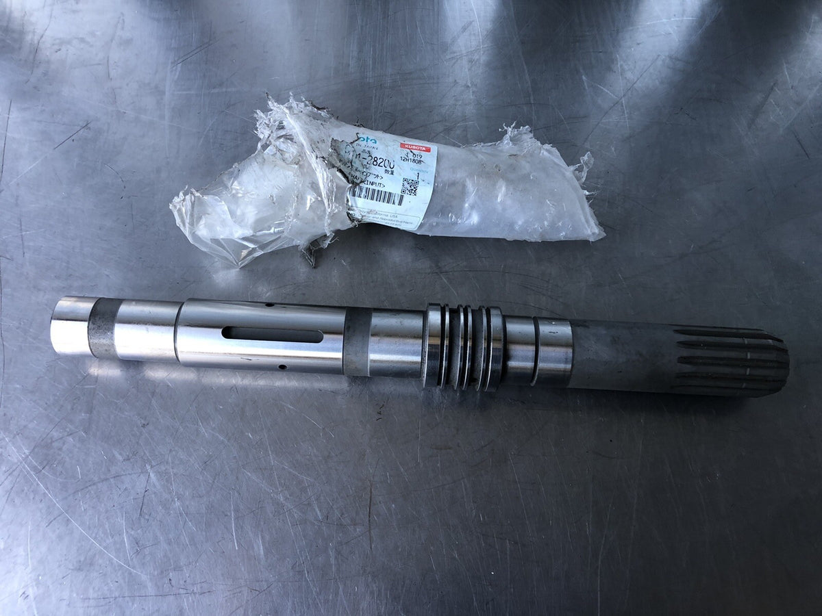 Kubota 3C211-28200 Input Shaft Assy NEW!! FREE SHIPPING!!