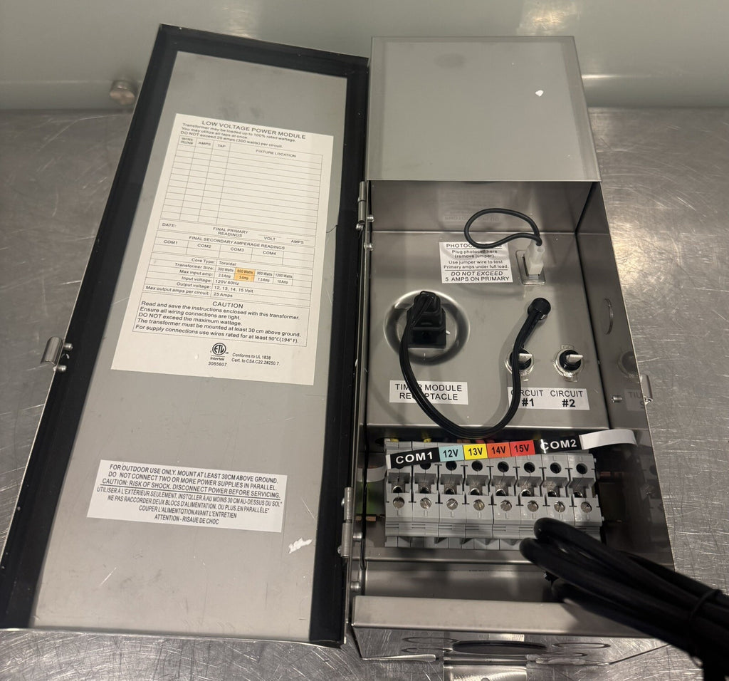 RTR-600W-1215-SS Outdoor Illumination Transformer NEW IN BOX! FREE SHIPPING!
