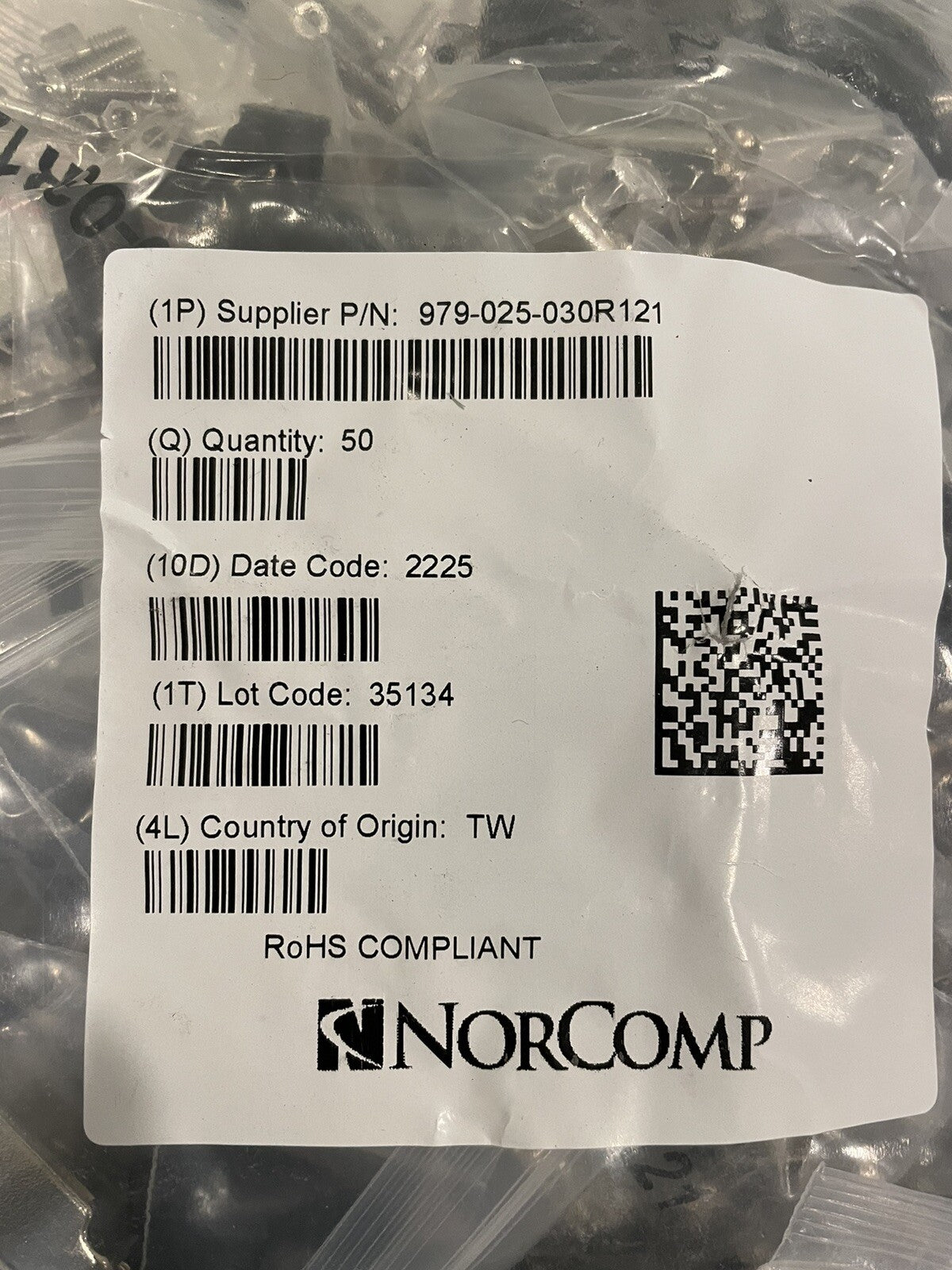 Norcomp 979-025-030R121 D-Sub Backshell Connector 979 Series NEW! FREE SHIPPING!