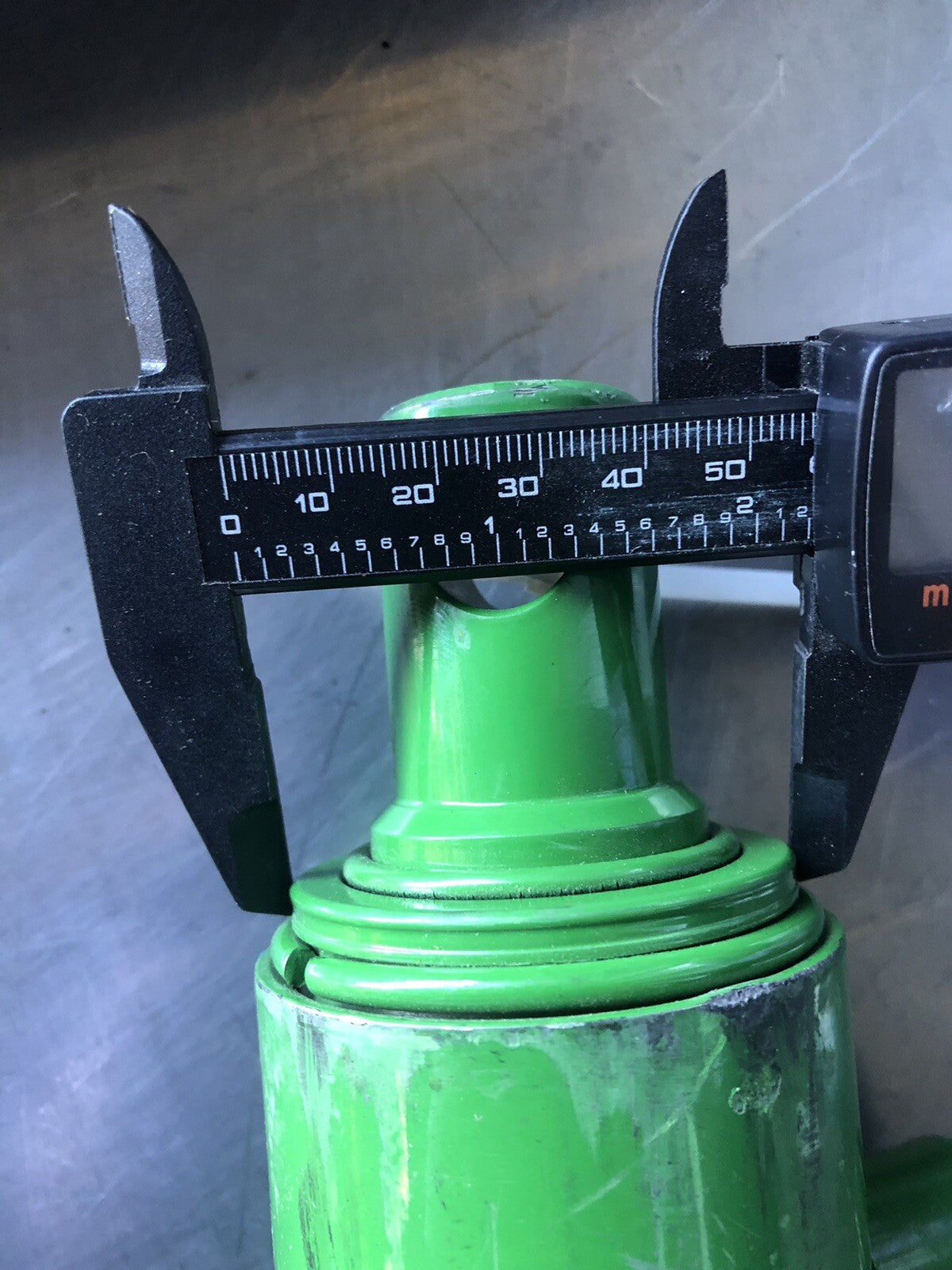 Green Hydraulic Cylinder 40.5” John Deere 2.5” Wide A060520545 NEW!!