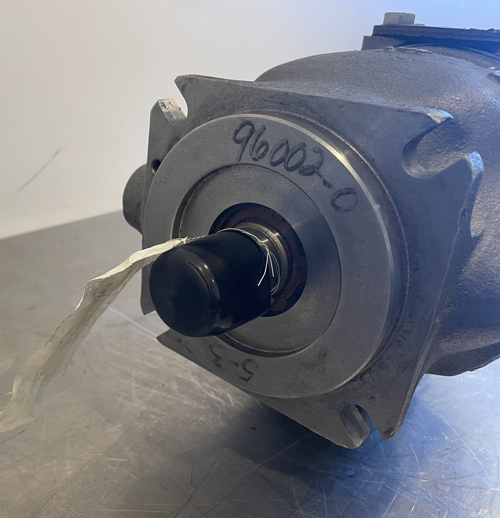 Parker PD075PS02SLU5BC00S1000000 Axial Piston Pump PD 75 NEW! FREE SHIPPING!