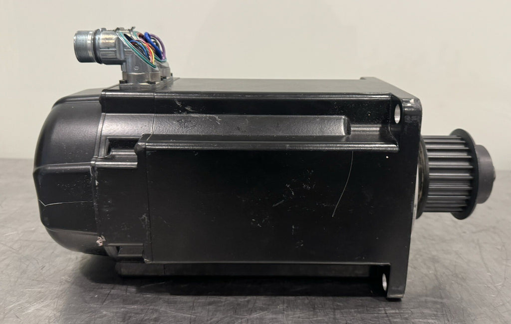 Danaher AKM64P-ANC2R-00 Servo Motor 640 VDC 5500 RPM NEW! FREE SHIPPING!