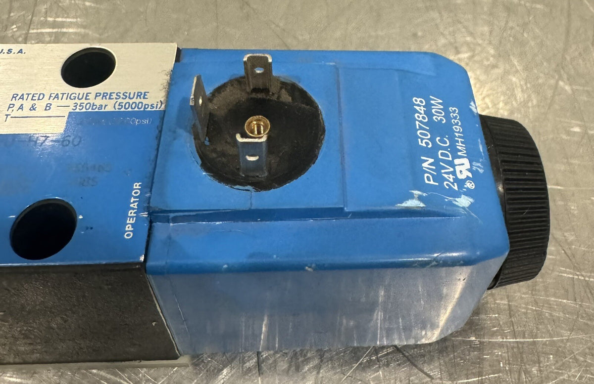 Eaton DG4V-3-6C-M-U-H7-60 Solenoid Operated Directional Control Valve NEW!