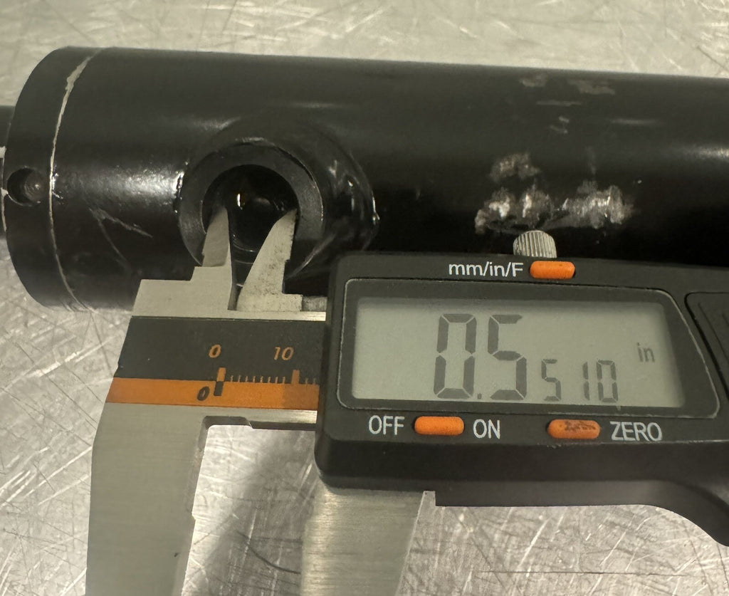 Hydraulic Cylinder 33” 1.25” Rod 2.5” Bore NEW! FREE SHIPPING!