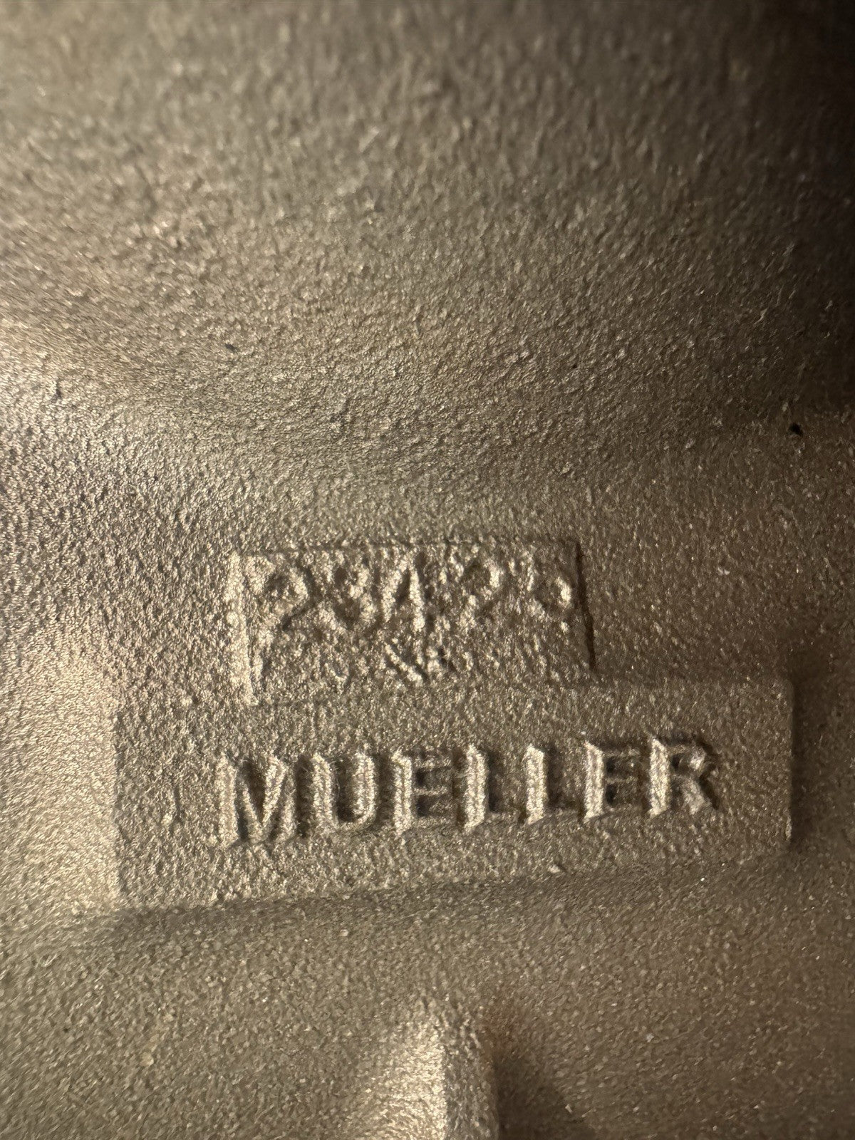 Mueller 6.84-7.45 Bronze Saddle Double Strap 533784-1 NEW! FREE SHIPPING!