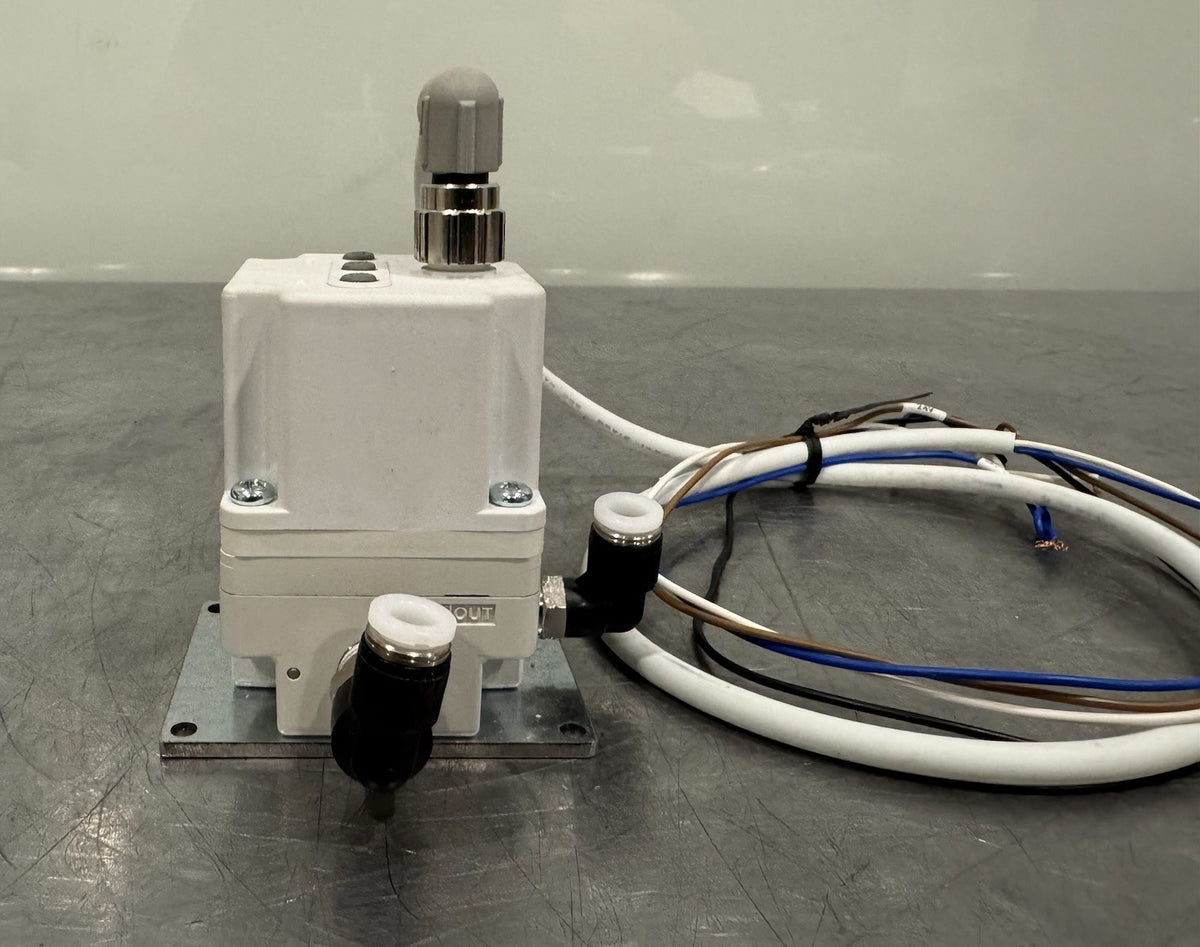 SMC ITV1030-31N2CL4 Electro-Pneumatic Regulator Pressure Controller NEW!
